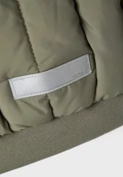 NAME IT Winterjas - Tea Leaf 9 NAME IT Winterjas - Tea Leaf -Shirt Zacht Verkoop 18e7930e404f48699441db227d7fffd4