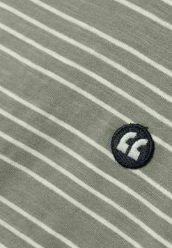 NAME IT Regular Fit - T-Shirt Print - Dried Sage -Shirt Zacht Verkoop 31ee4740f2224f29819441233c209e0f