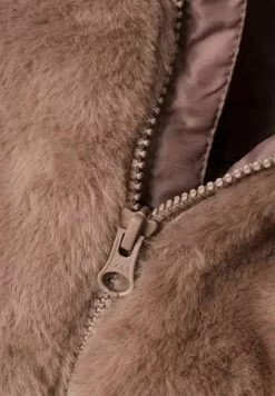 NAME IT Winterjas - Brownie -Shirt Zacht Verkoop 6d8c6e122c2f4ff0abf6d1704cf28d4c