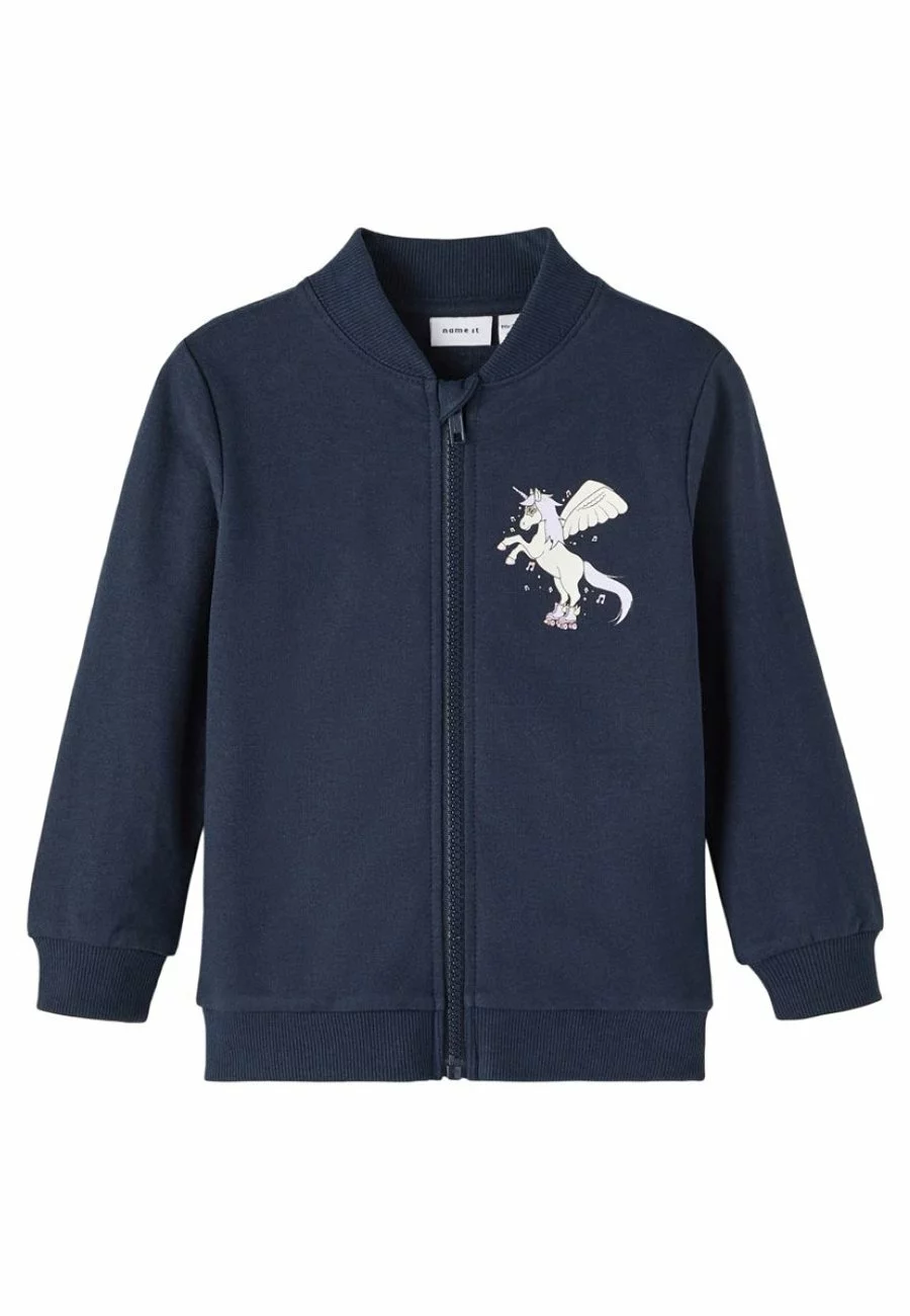 NAME IT Nmfbascha Ls Swe Unb Pb - Sweater Met Rits - Dark Sapphire 1 NAME IT Nmfbascha Ls Swe Unb Pb - Sweater Met Rits - Dark Sapphire