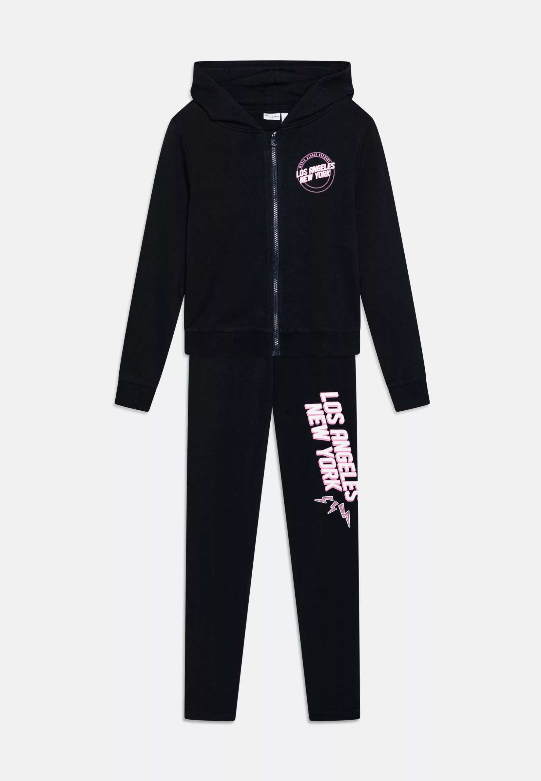 NAME IT Nkfviala Short Card Set - Sweater Met Rits - Dark Sapphire 1 NAME IT Nkfviala Short Card Set - Sweater Met Rits - Dark Sapphire