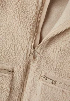 NAME IT Nkmlaletti Teddy - Bodywarmer - Humus 6 NAME IT Nkmlaletti Teddy - Bodywarmer - Humus -Shirt Zacht Verkoop fc3e55683dd7409187e39d33cc407391